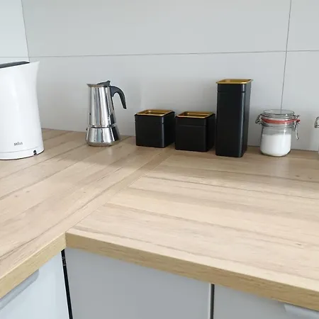 Apartman Three *